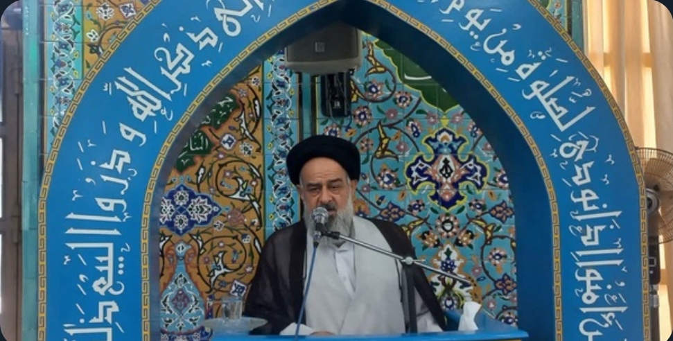 امام‌جمعه بادرود گفت: گروسی بعد از بازگشت از ایران، علیه ایران قطعنامه صادر کرد، این نشان داد که با دشمن نباید مدارا کرد ما باید در همه حوزه‌ها قوی باشیم و در مقابل دشمن باید ایستادگی کنیم.